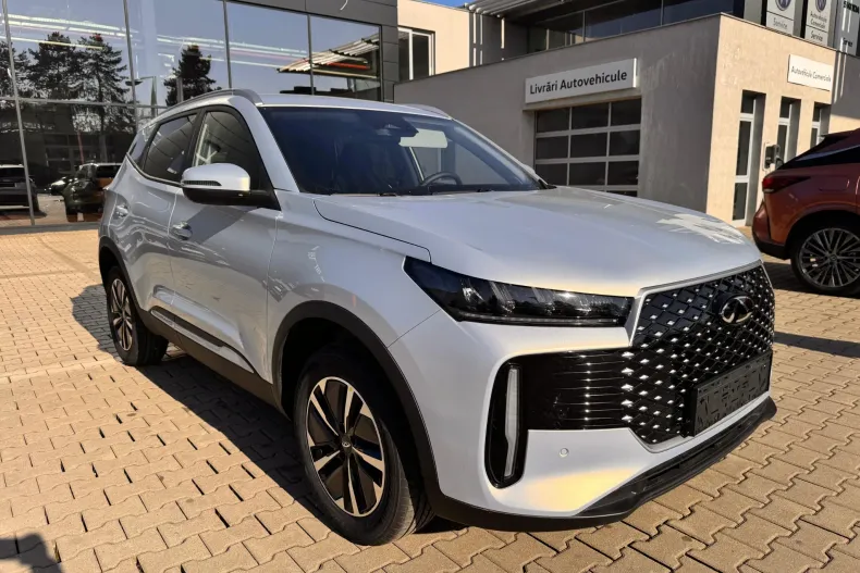 Chery Tiggo 4 din 2025 cu 10 km - oferta CHE195432 - foto 3