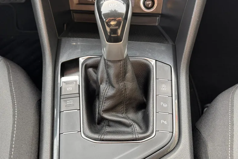 Volkswagen Tiguan din 2021 cu 94.085 km - oferta VOL195446 - foto 20