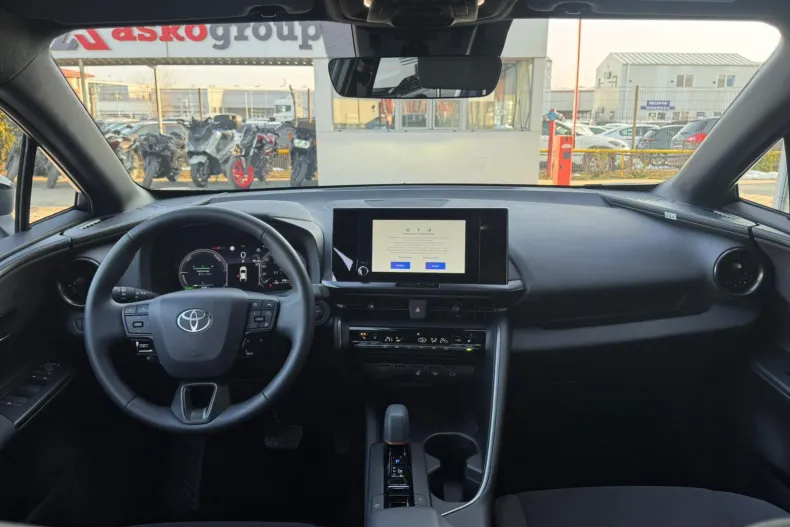 Toyota C-HR din 2025 cu 4.479 km - oferta TOY195449 - foto 13