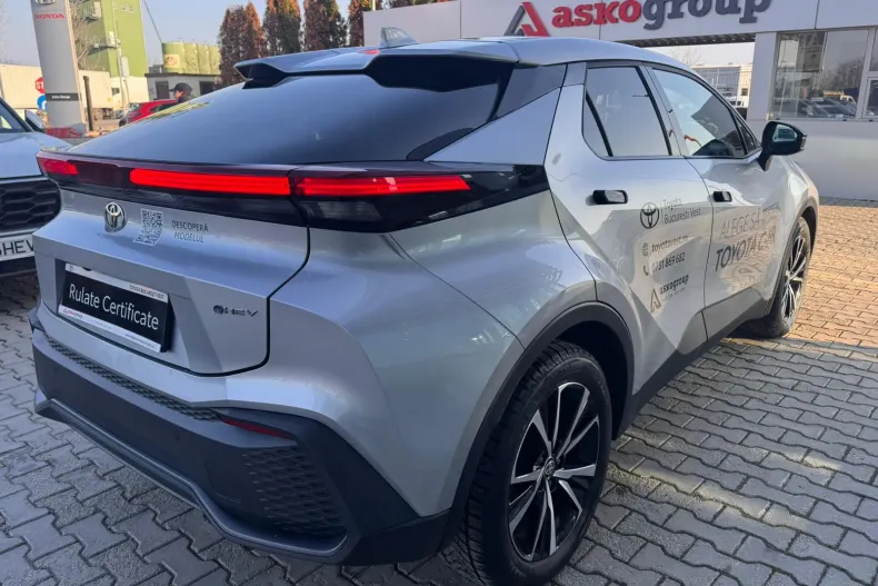 Toyota C-HR din 2025 cu 4.479 km - oferta TOY195449 - foto 17