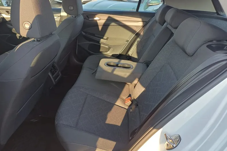 Volkswagen Golf din 2021 cu 107.352 km - oferta VOL195452 - foto 8