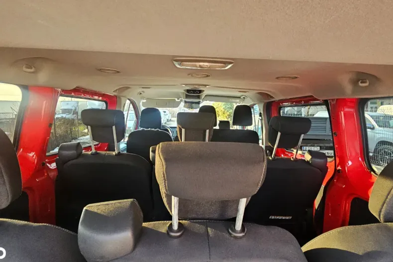 Ford Transit Custom din 2021 cu 127.000 km - oferta FOR195453 - foto 9