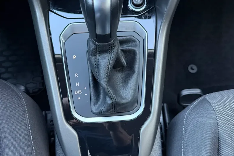 Volkswagen T-Roc din 2021 cu 58.600 km - oferta VOL195455 - foto 17