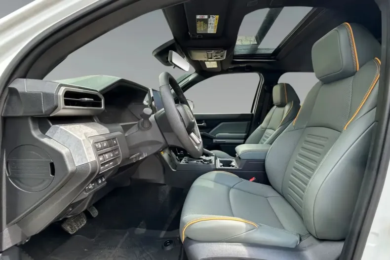 Toyota Tacoma din 2025 cu 7.500 km - oferta TOY195456 - foto 9