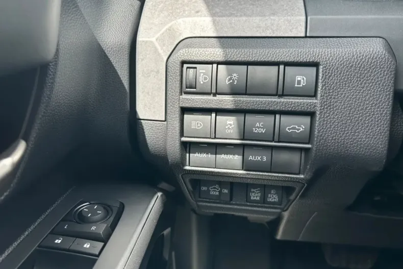 Toyota Tacoma din 2025 cu 7.500 km - oferta TOY195456 - foto 17