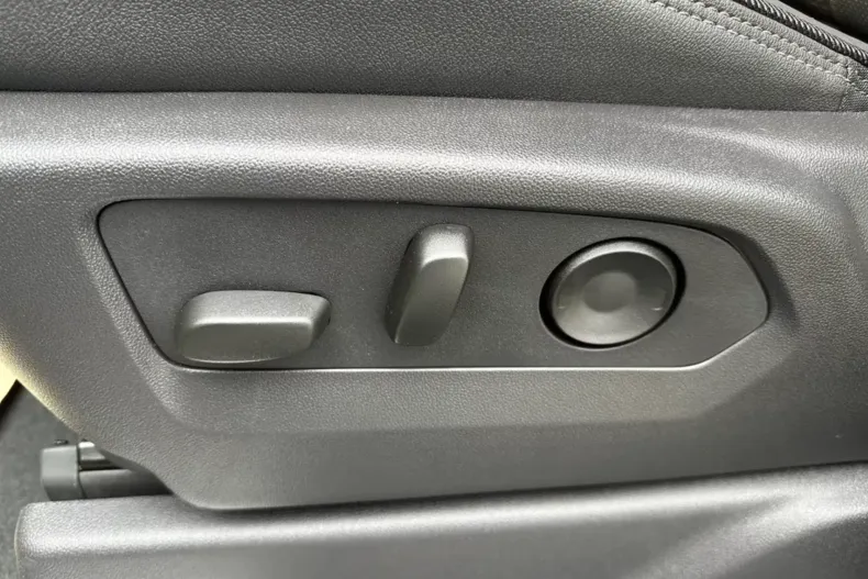 Chevrolet Silverado din 2025 cu 12.000 km - oferta CHE195457 - foto 22