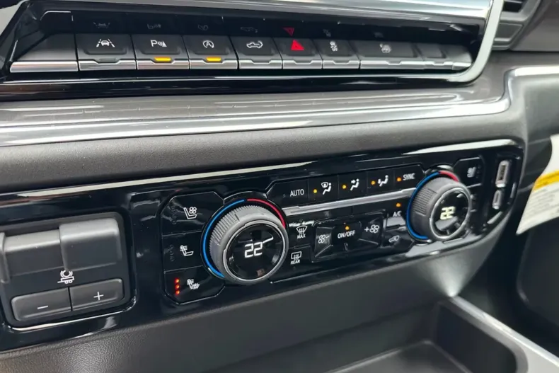 Chevrolet Silverado din 2025 cu 12.000 km - oferta CHE195457 - foto 25