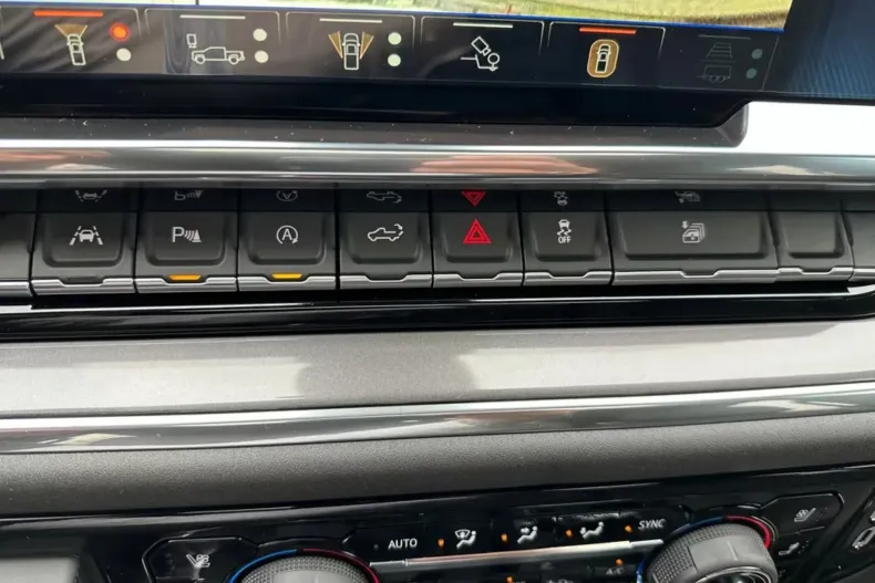 Chevrolet Silverado din 2025 cu 12.000 km - oferta CHE195457 - foto 31