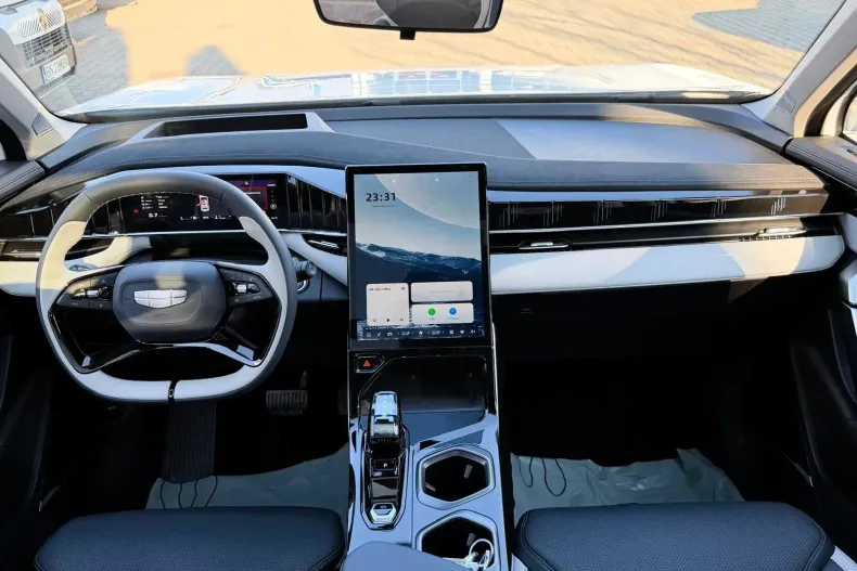 Geely Starray din 2025 cu 10 km - oferta GEE195462 - foto 19