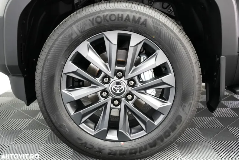 Toyota Land Cruiser din 2025 cu 10 km - oferta TOY195465 - foto 17
