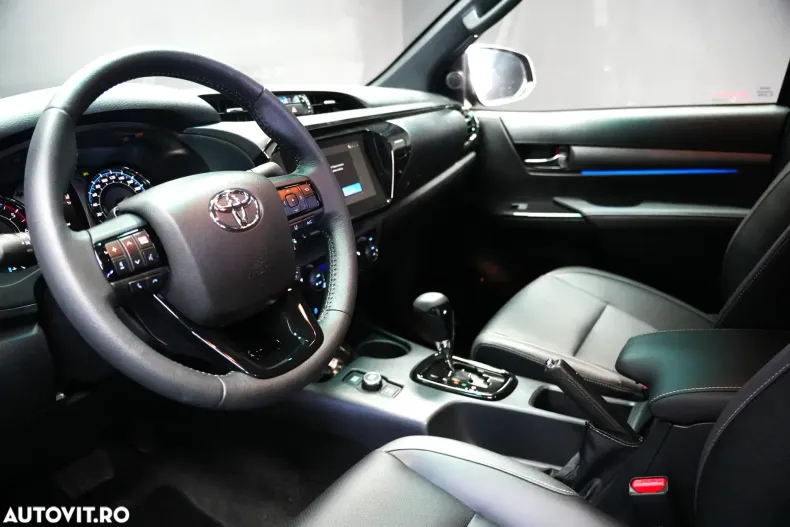 Toyota Hilux din 2025 cu 10 km - oferta TOY195473 - foto 8