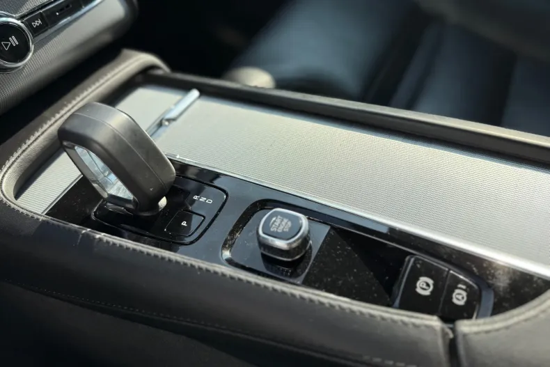 Volvo XC90 din 2022 cu 161.482 km - oferta VOL195478 - foto 8