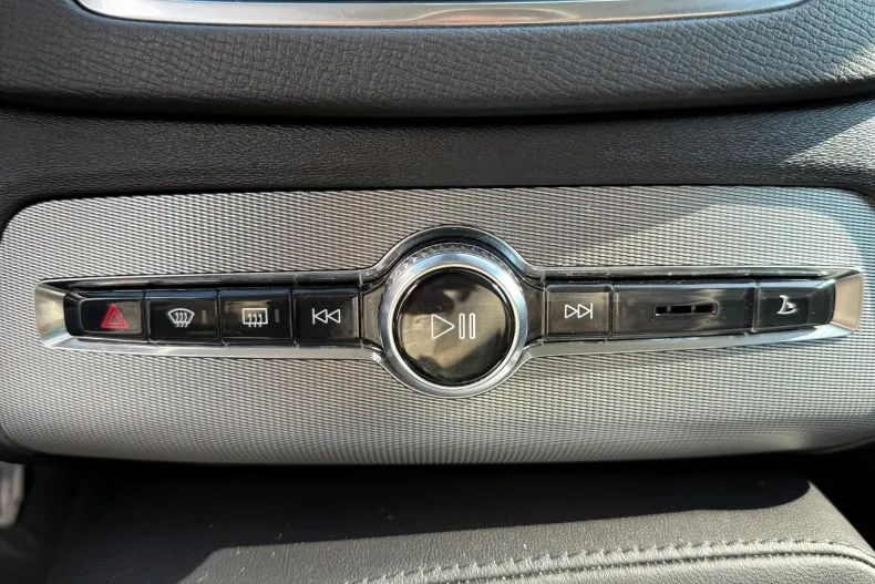 Volvo XC90 din 2022 cu 161.482 km - oferta VOL195478 - foto 13