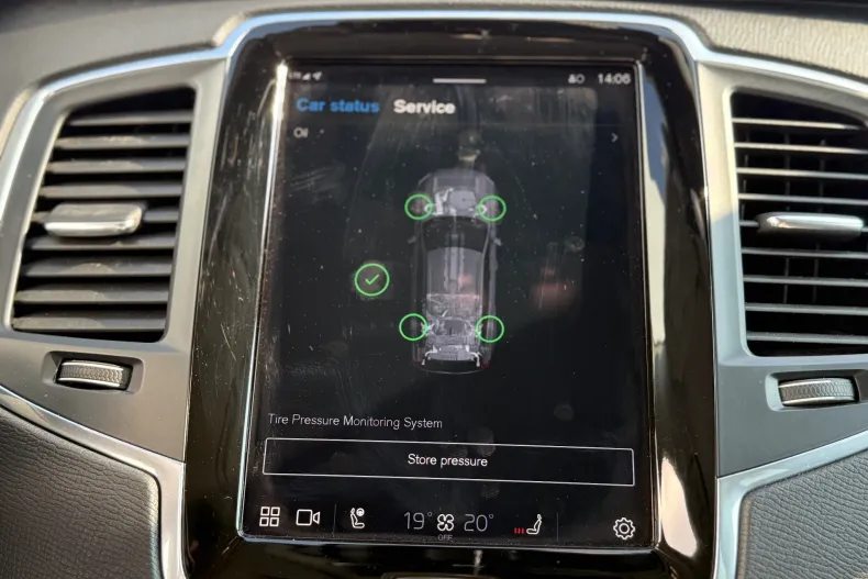 Volvo XC90 din 2022 cu 161.482 km - oferta VOL195478 - foto 24