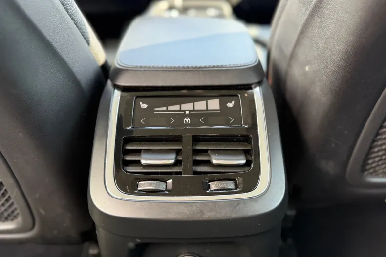 Volvo XC90 din 2022 cu 161.482 km - oferta VOL195478 - foto 25