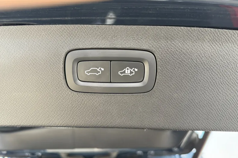 Volvo XC90 din 2022 cu 161.482 km - oferta VOL195478 - foto 30