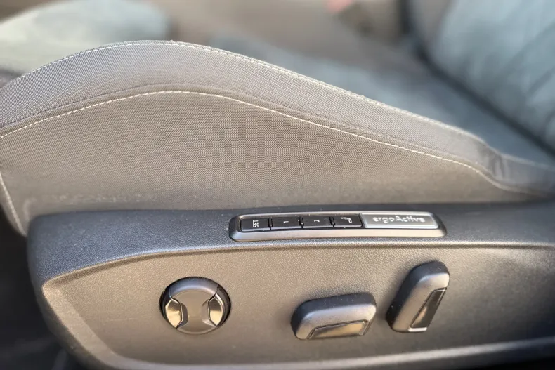 Volkswagen Golf din 2022 cu 155.070 km - oferta VOL195479 - foto 10