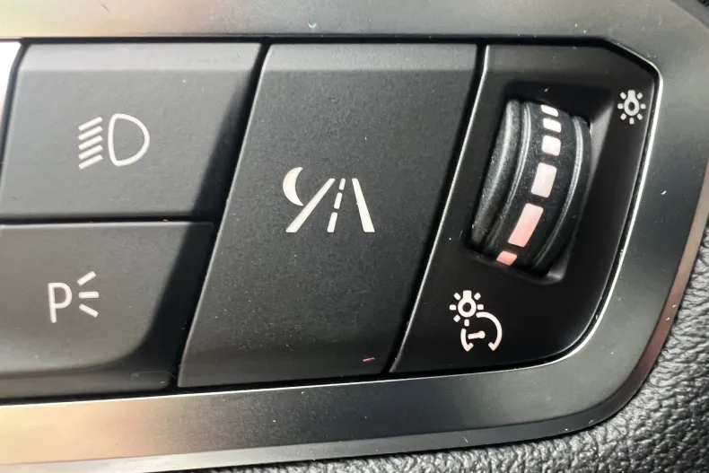 BMW X7 (Seria X) din 2020 cu 140.000 km - oferta BMW195486 - foto 8