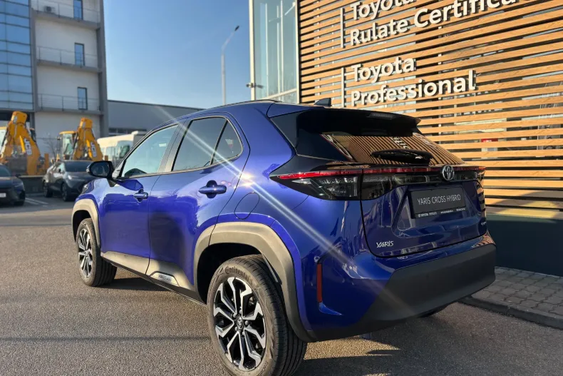 Toyota Yaris Cross din 2025 cu 1 km - oferta TOY195487 - foto 4