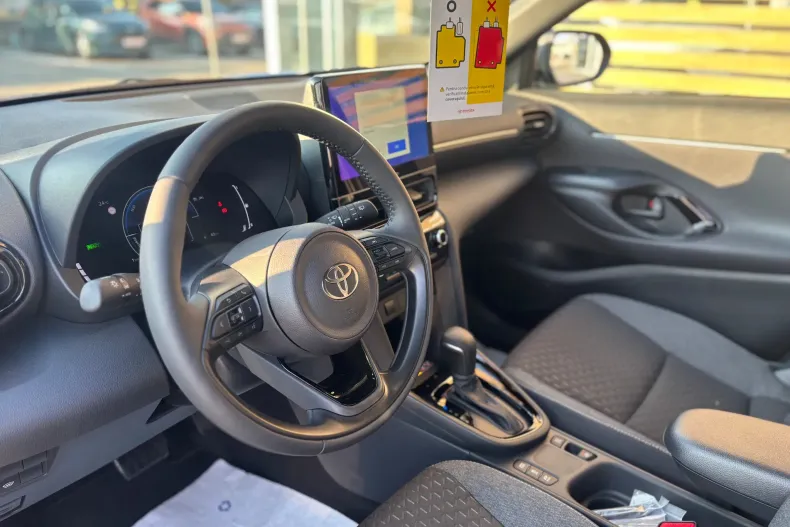 Toyota Yaris Cross din 2025 cu 1 km - oferta TOY195487 - foto 14