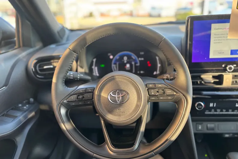 Toyota Yaris Cross din 2025 cu 1 km - oferta TOY195487 - foto 17
