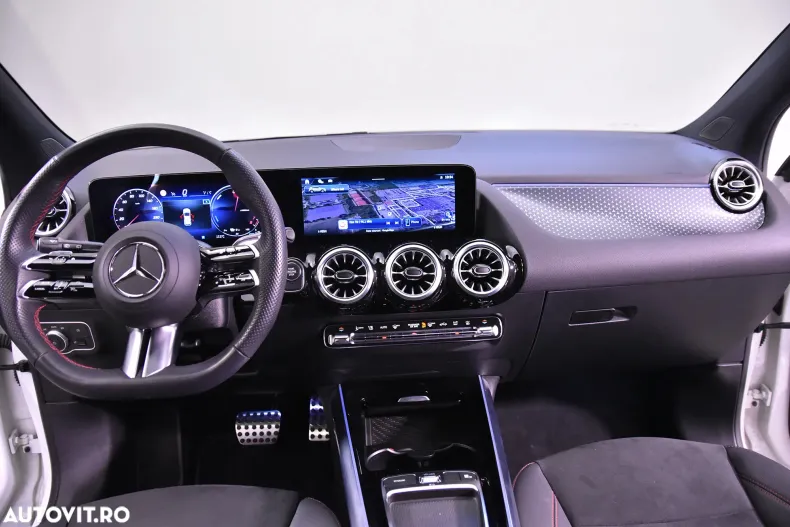Mercedes-Benz GLA din 2024 cu 14.784 km - oferta MER195494 - foto 10