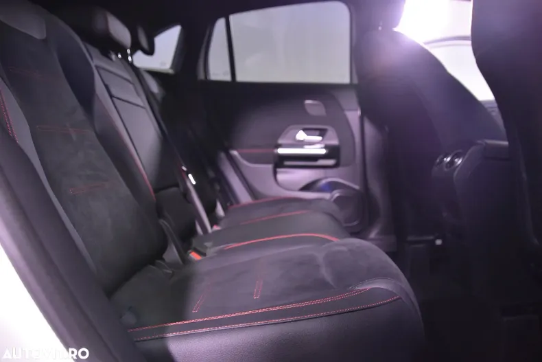 Mercedes-Benz GLA din 2024 cu 14.784 km - oferta MER195494 - foto 13