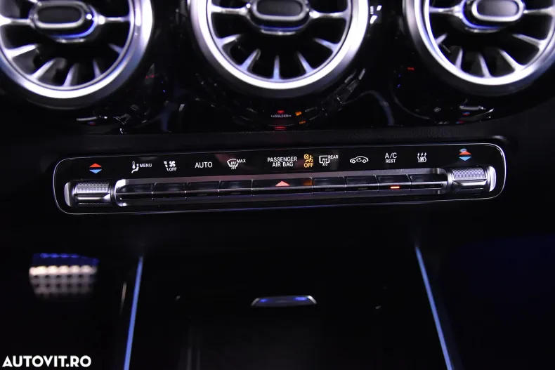 Mercedes-Benz GLA din 2024 cu 14.784 km - oferta MER195494 - foto 19