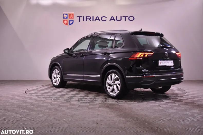 Volkswagen Tiguan din 2023 cu 69.775 km - oferta VOL195495 - foto 3