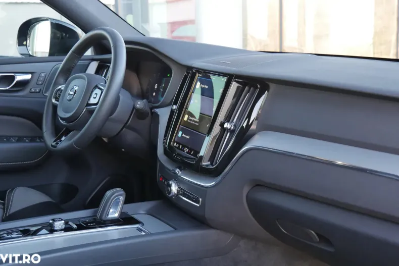 Volvo XC60 din 2021 cu 104.784 km - oferta VOL195501 - foto 21
