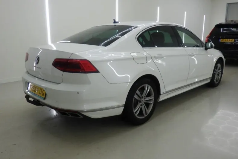 Volkswagen Passat din 2020 cu 157.357 km - oferta VOL195503 - foto 5