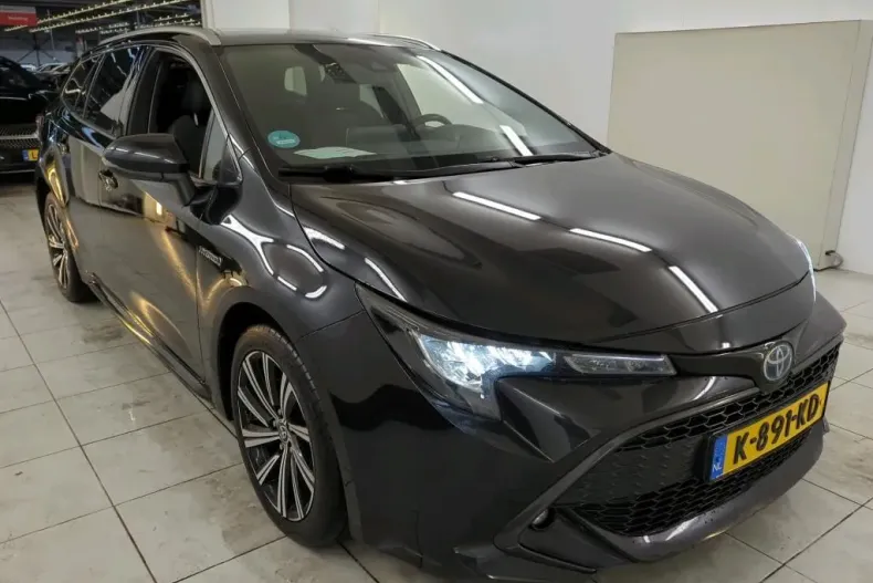 Toyota Corolla din 2021 cu 145.139 km - oferta TOY195504 - foto 1