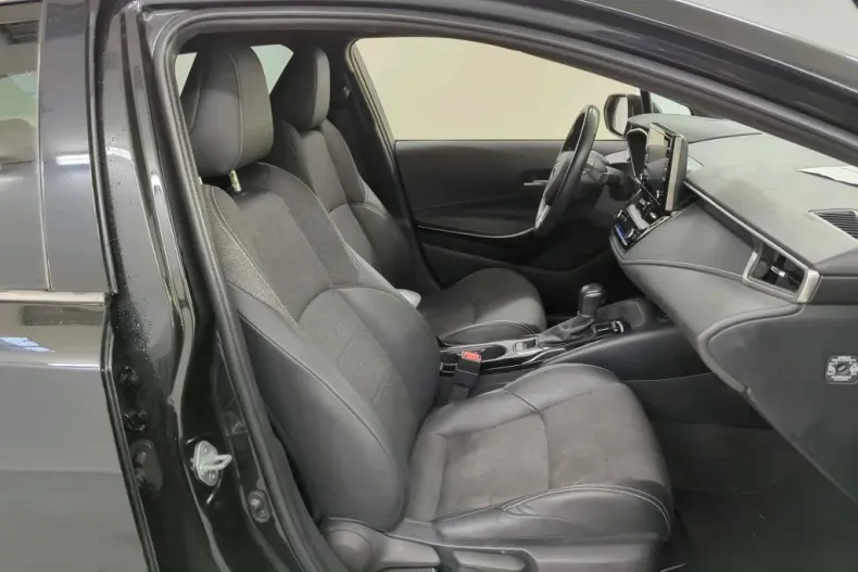 Toyota Corolla din 2021 cu 145.139 km - oferta TOY195504 - foto 6