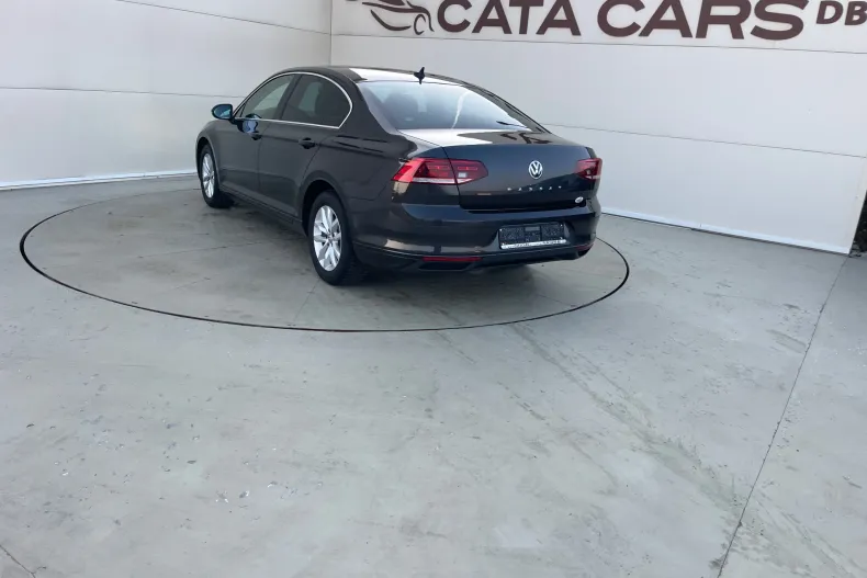 Volkswagen Passat din 2020 cu 132.000 km - oferta VOL195508 - foto 11