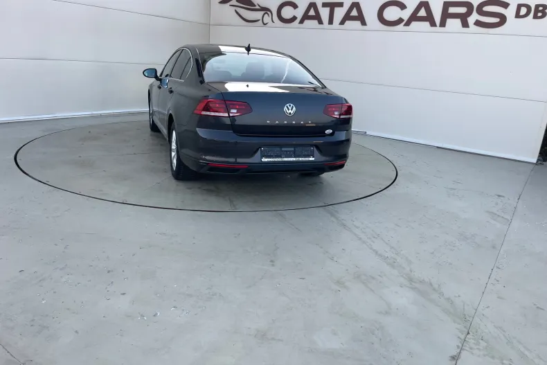 Volkswagen Passat din 2020 cu 132.000 km - oferta VOL195508 - foto 12