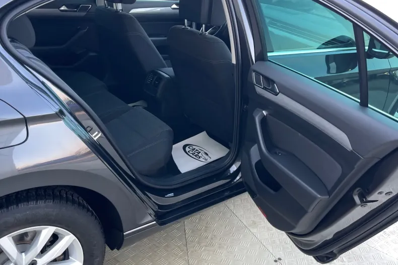 Volkswagen Passat din 2020 cu 132.000 km - oferta VOL195508 - foto 24