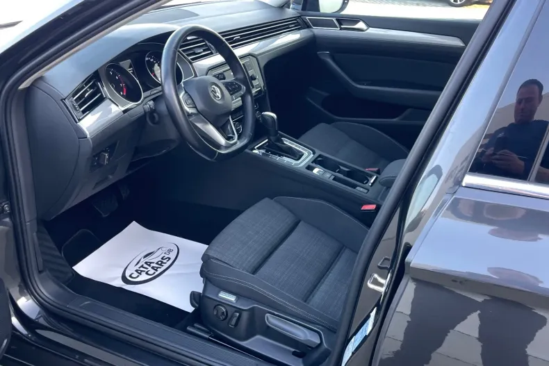 Volkswagen Passat din 2020 cu 132.000 km - oferta VOL195508 - foto 29
