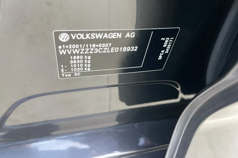 Volkswagen Passat din 2020 cu 132.000 km - oferta VOL195508 - foto 40