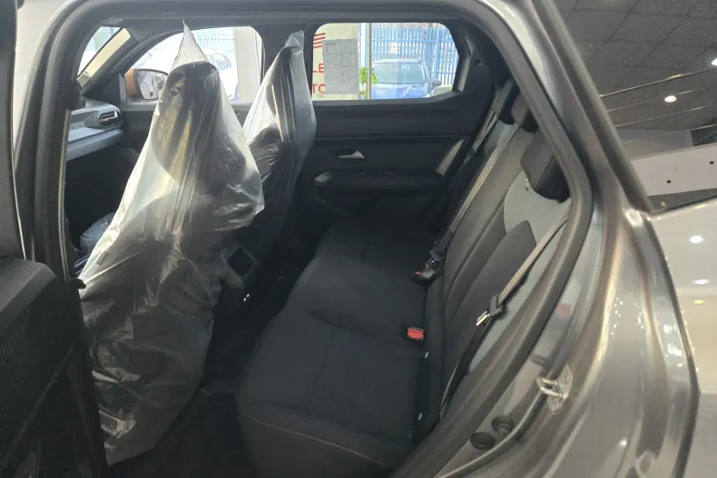 Dacia Duster din 2025 cu 11 km - oferta DAC195512 - foto 9