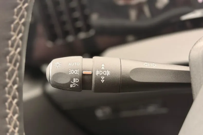 Opel Astra din 2023 cu 55.000 km - oferta OPE195517 - foto 33