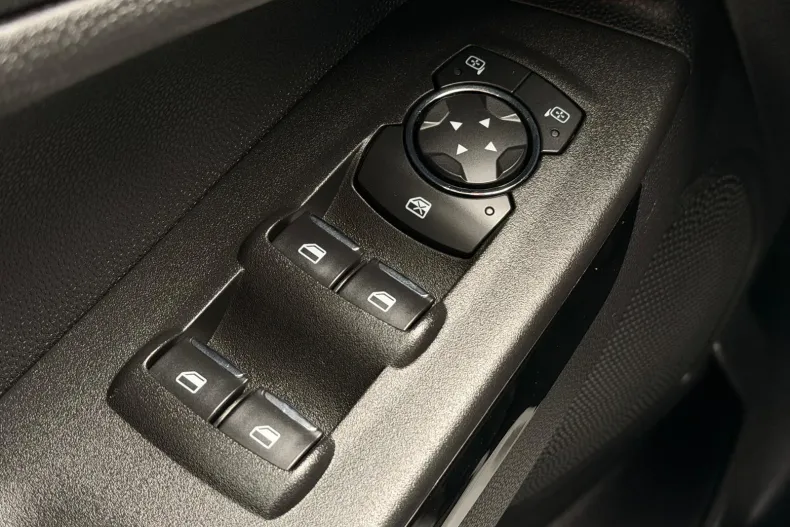 Ford EcoSport din 2022 cu 64.000 km - oferta FOR195518 - foto 30