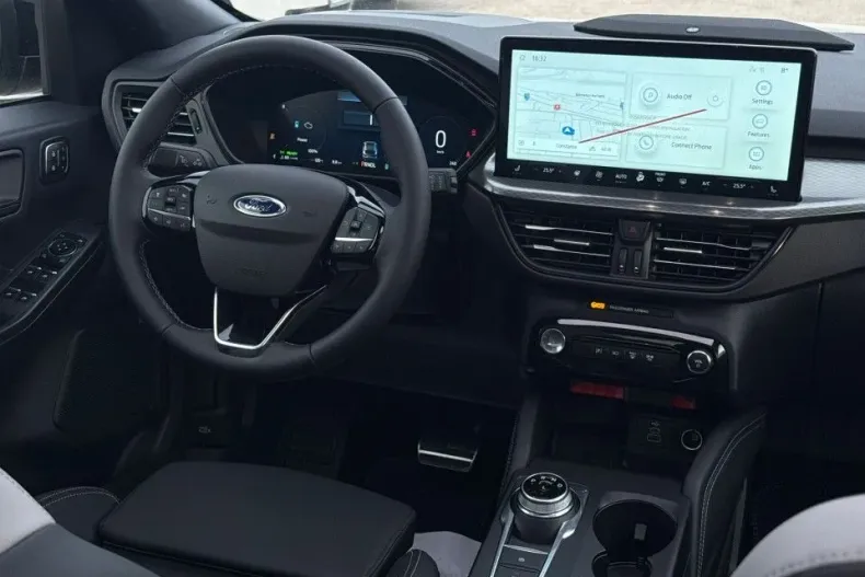 Ford Kuga din 2026 cu 1 km - oferta FOR195521 - foto 12