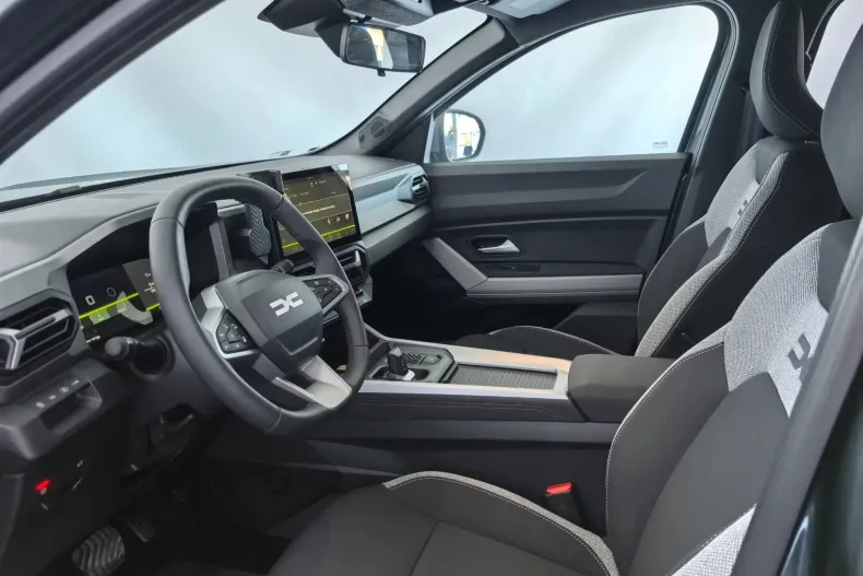 Dacia Bigster din 2025 cu 7 km - oferta DAC195525 - foto 12