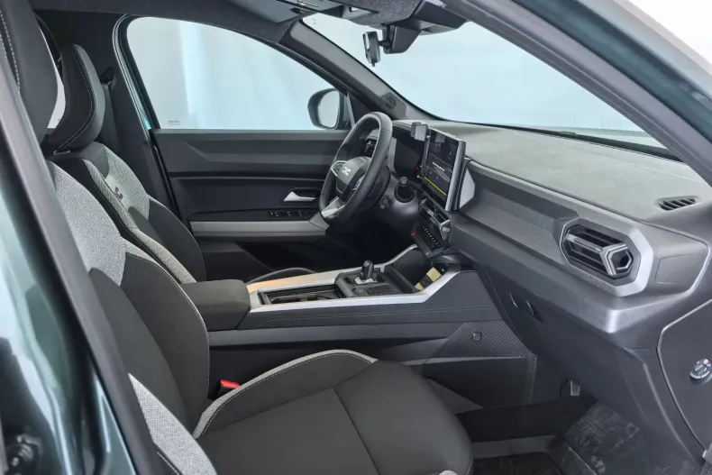 Dacia Bigster din 2025 cu 7 km - oferta DAC195525 - foto 29