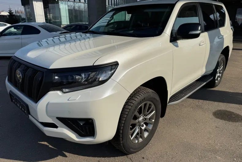 Toyota Land Cruiser din 2024 cu 29.980 km - oferta TOY195528 - foto 1