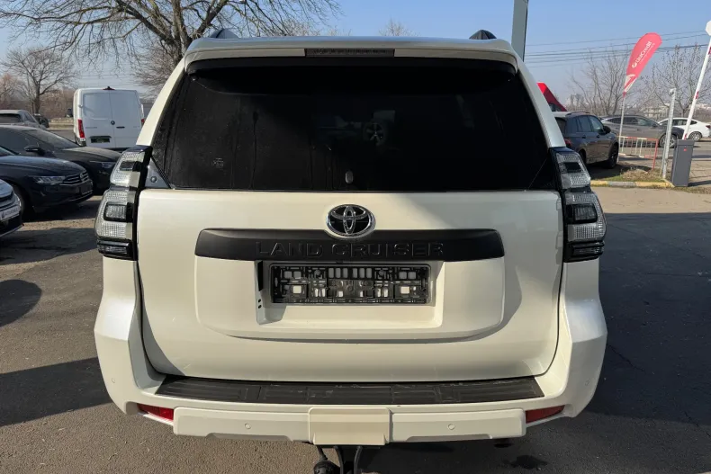 Toyota Land Cruiser din 2024 cu 29.980 km - oferta TOY195528 - foto 6