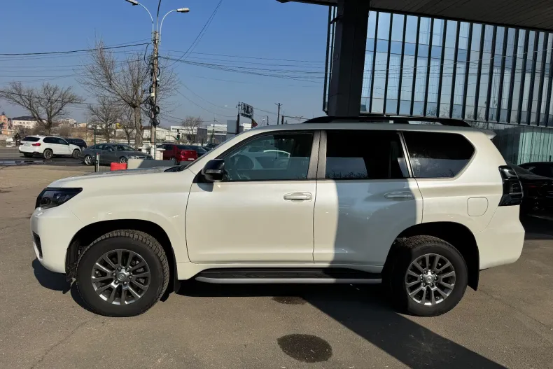 Toyota Land Cruiser din 2024 cu 29.980 km - oferta TOY195528 - foto 7