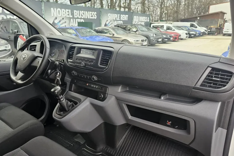 Toyota Proace din 2021 cu 82.976 km - oferta TOY195533 - foto 14