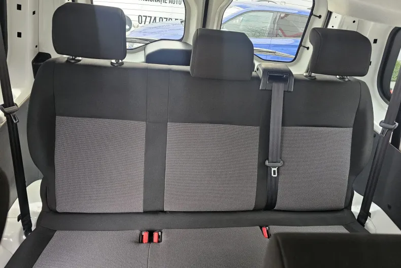 Toyota Proace din 2021 cu 82.976 km - oferta TOY195533 - foto 16