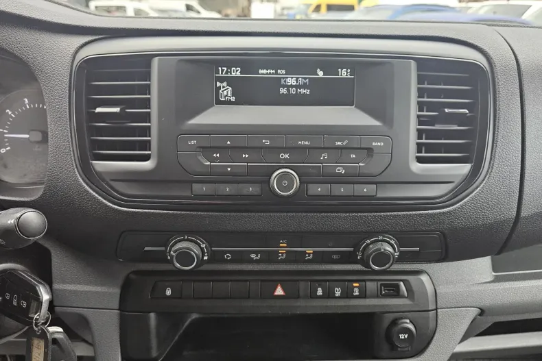 Toyota Proace din 2021 cu 82.976 km - oferta TOY195533 - foto 20